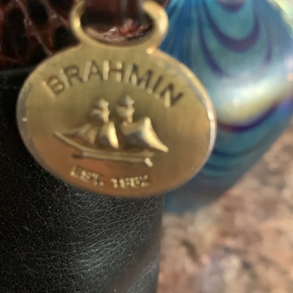 Brahmin Leather Crossbody Bag - Picture 3 of 9